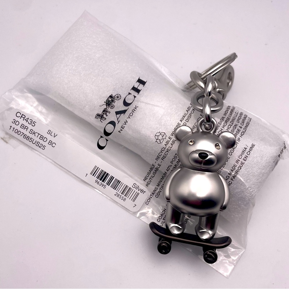 ✨LAST 1!✨ COACH | Limited Edition | Skateboarding Bear Bag Charm (Brand New!) 💘 - Picture 6 of 14